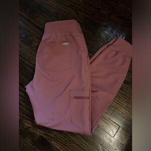 Women’s FIGS jogger scrub pants